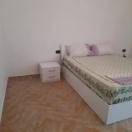 Apartment Apartment